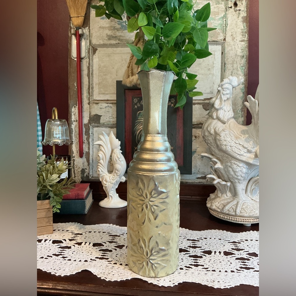 SOLD ❌French Country Unique Metal/Tin Vase